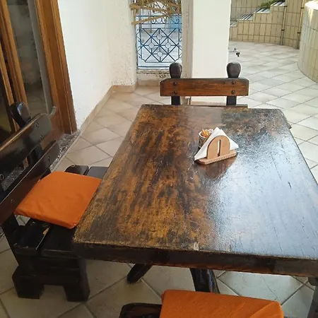 ベッド・アンド・ブレックファスト Thomas Bb Conduzione Familiare Forio di Ischia